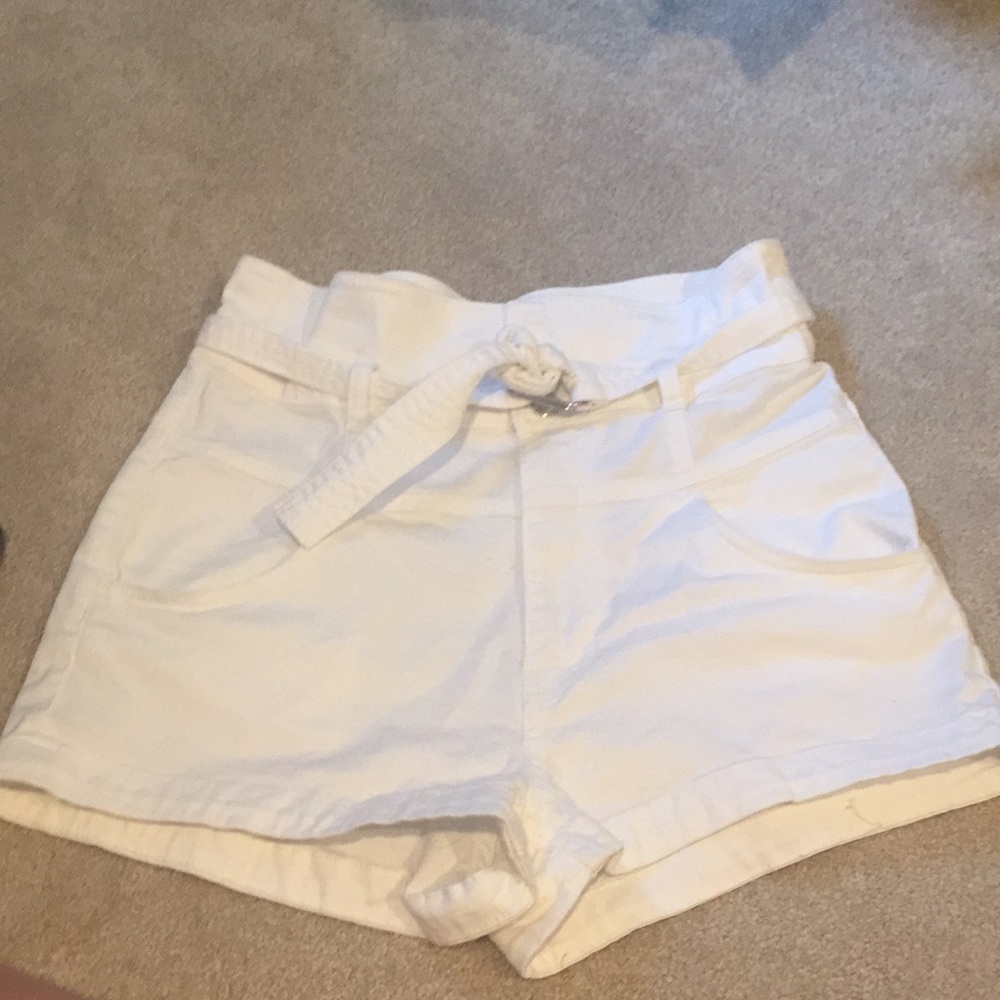 urban outfitters- white high waisted mom shorts